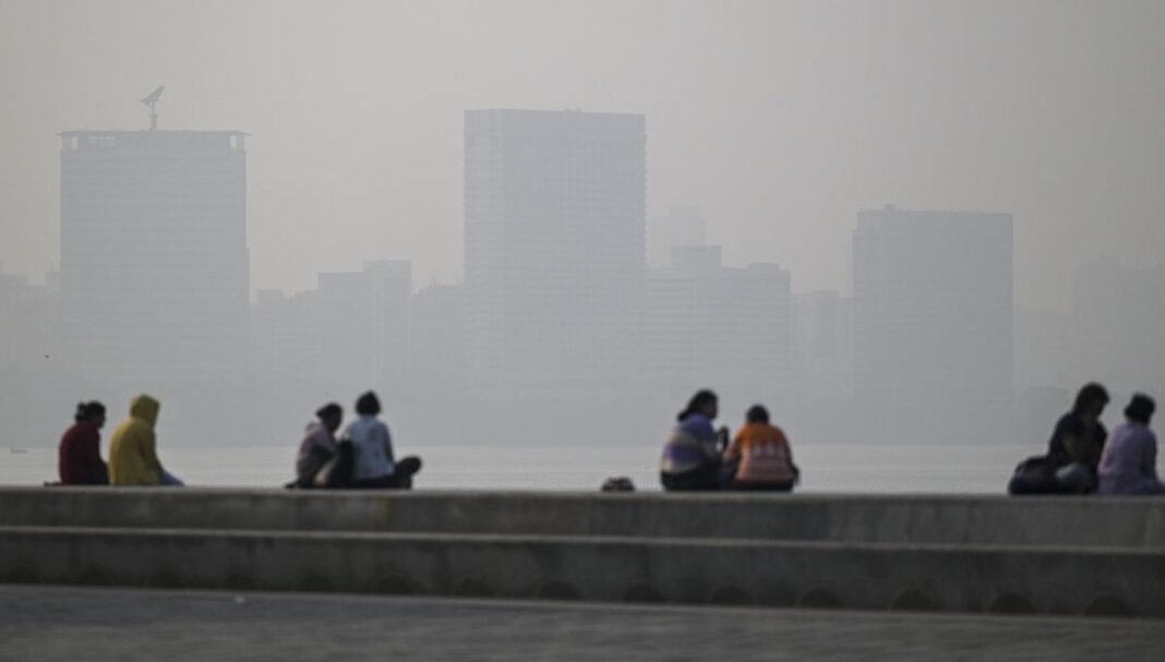 Mumbai Faces Chilled Morning With Smog Filled Skies And Unhealthy AQI Levels