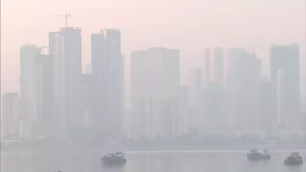 Mumbai Wakes Up To Winter Chill But Smog Pushes Air Quality Back