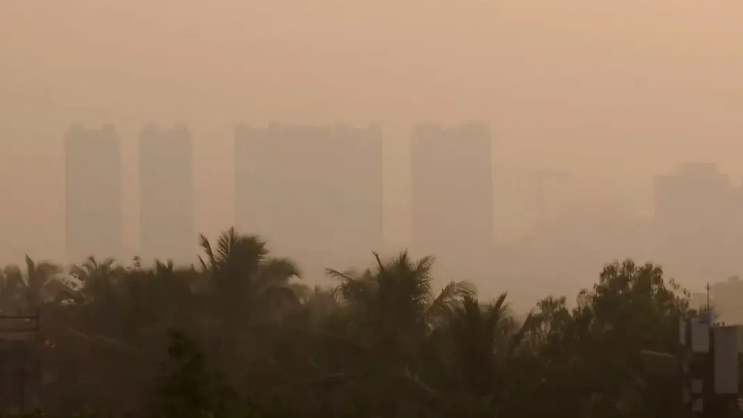Mumbai Pollution Board Shuts Four Ready Mix Concrete Plants Over Air Norm Violations
