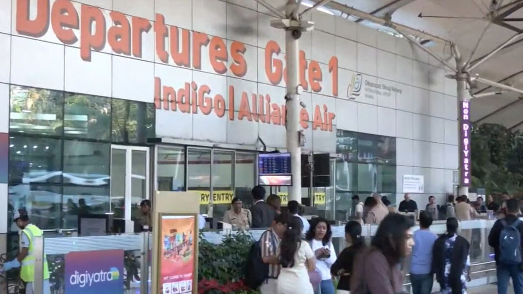 IndiGo Flight Crisis Hits Mumbai Hard With Over 30 Cancellations Today