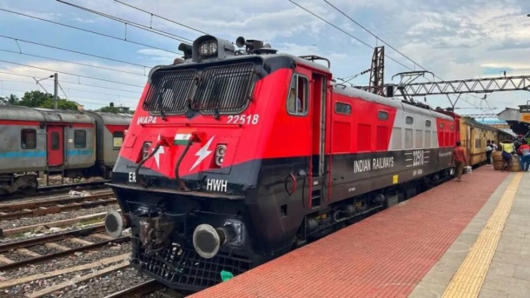 New Delhi Runs Five Round Trips Special Trains To Katra New Year