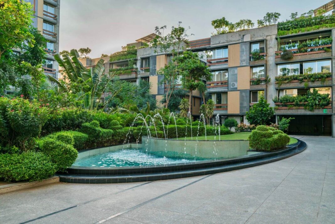 Ahmedabad mid rise housing rethinks climate living