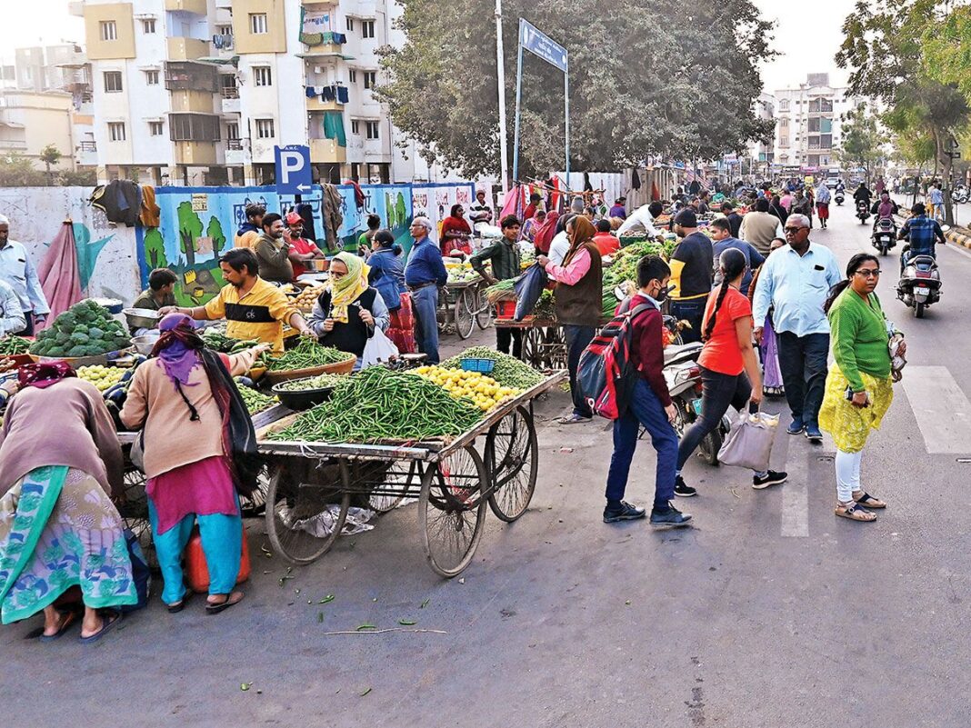 Ahmedabad Redevelopment Puts Licensed Vendors At Risk