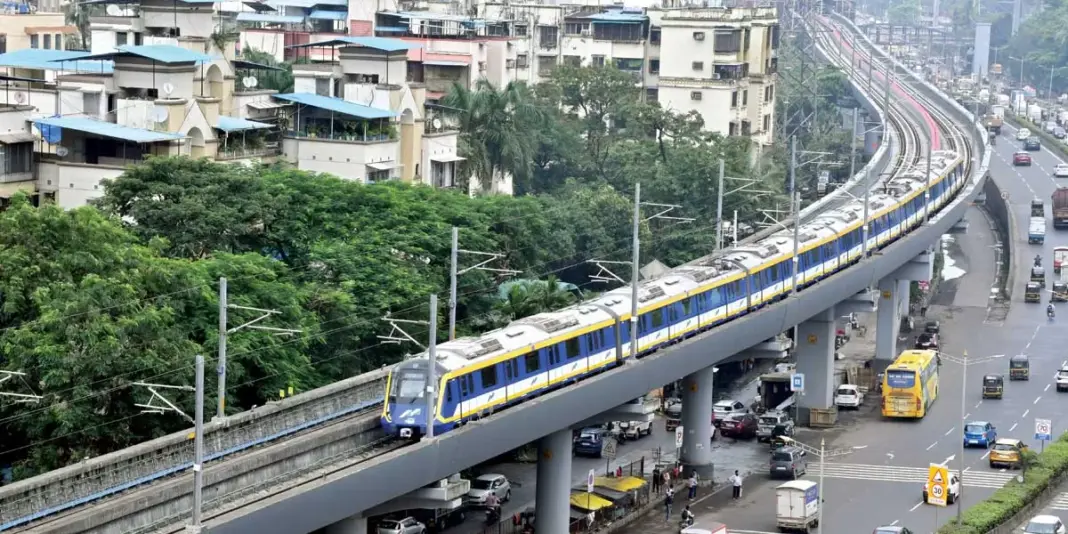 Ahmedabad Metro Strengthens Daily Link To Gandhinagar