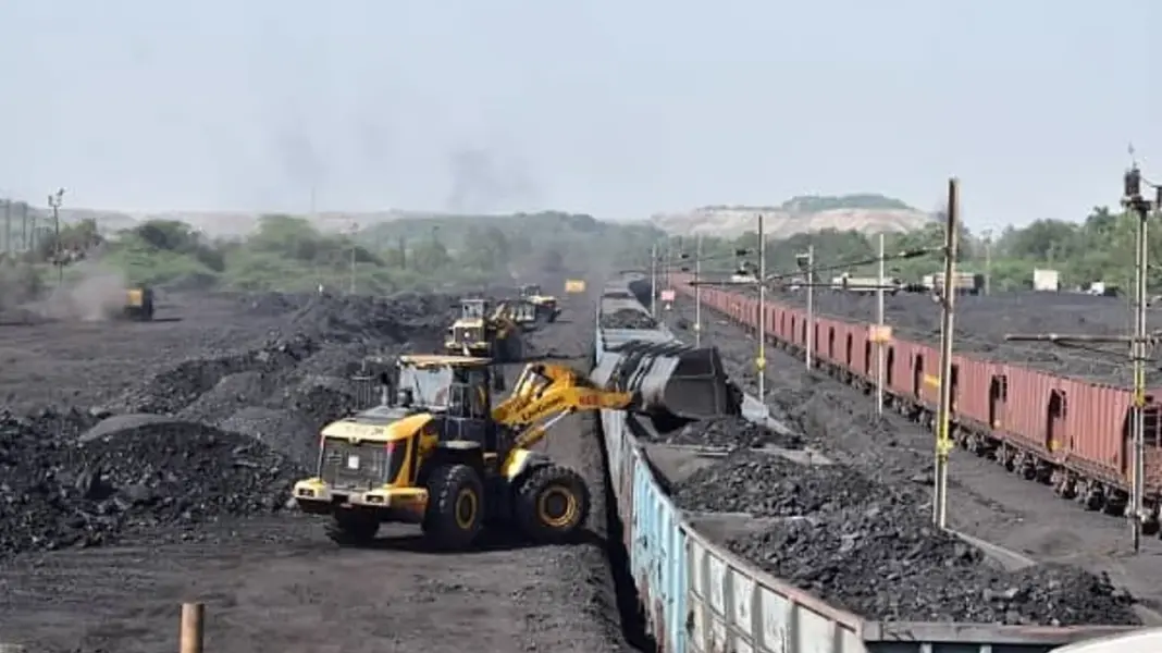 India Coal Demand Faces Pressure From Renewables