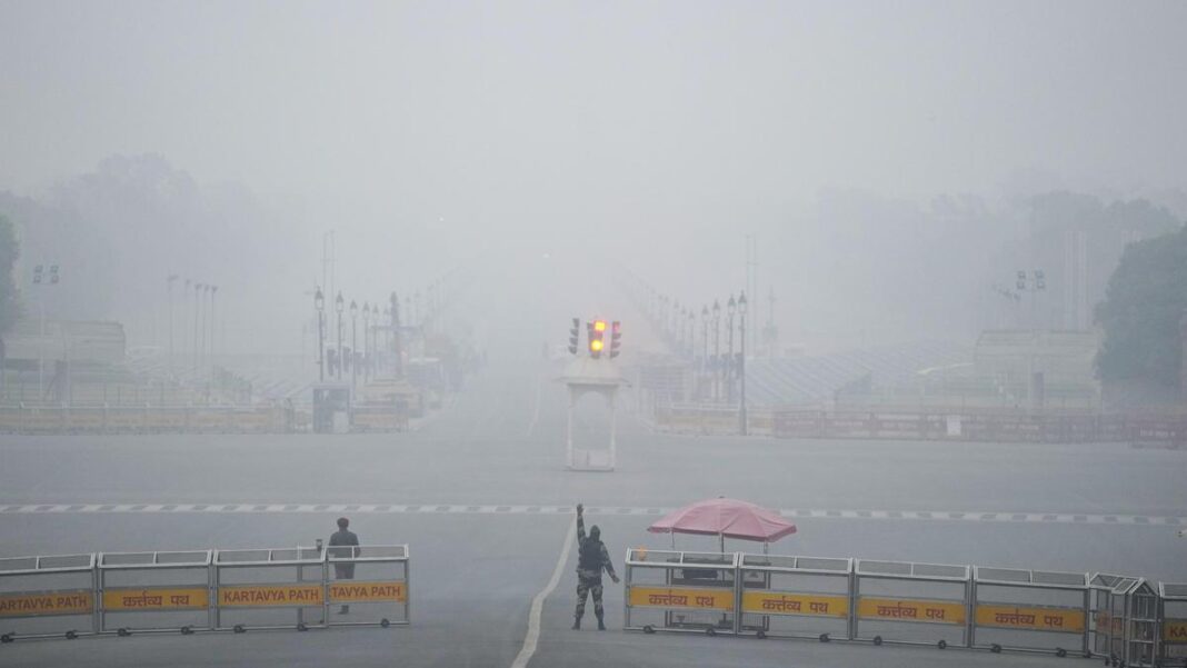 Delhi Records Low Winter Temperature And Poor Air Quality