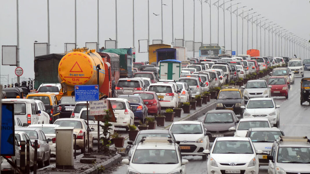 Mumbai Restricts Heavy Vehicle Entry During Peak Hours