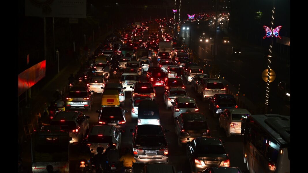 Lucknow Faces Congestion Surge During New Year Rush