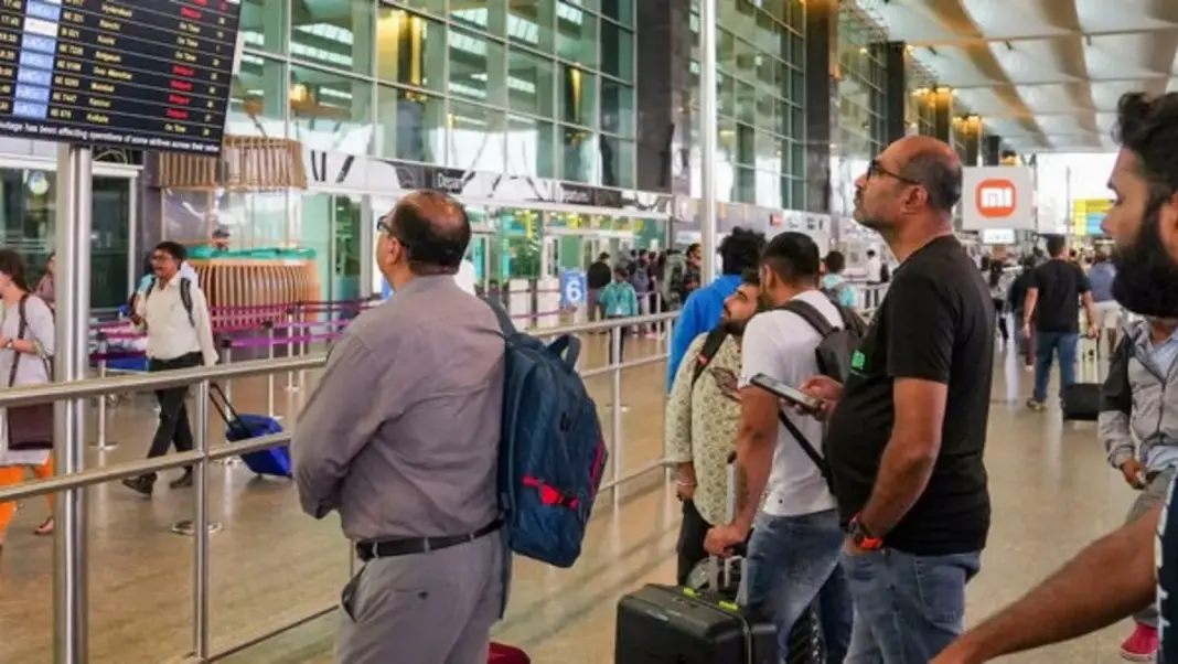 Delhi Airspace Curbs Disrupt Winter Flight Schedules