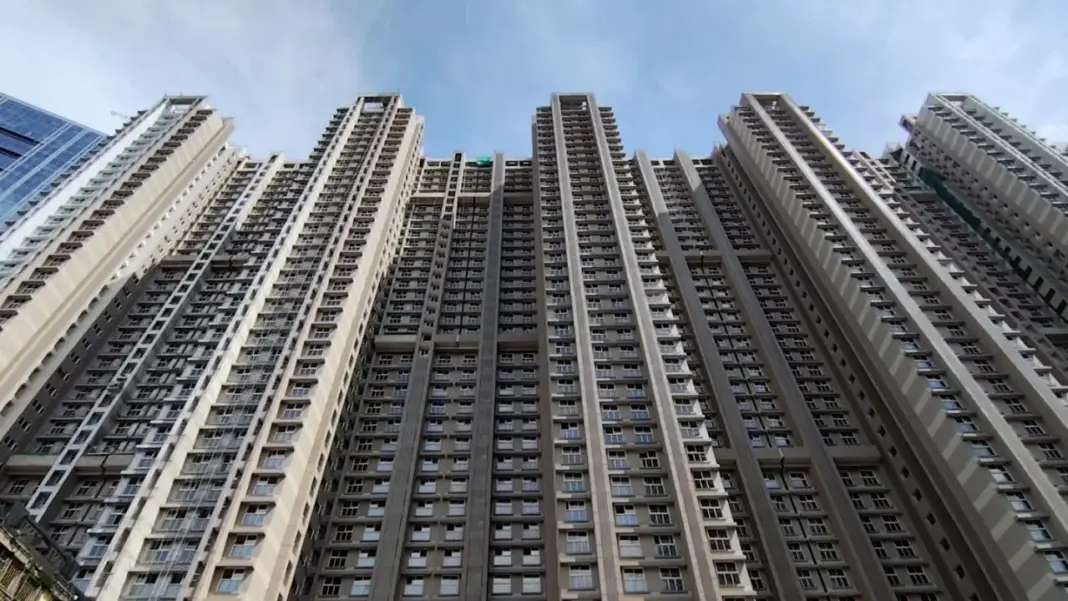 BDD Chawl Redevelopment Faces Delay Call As Residents Raise Concerns