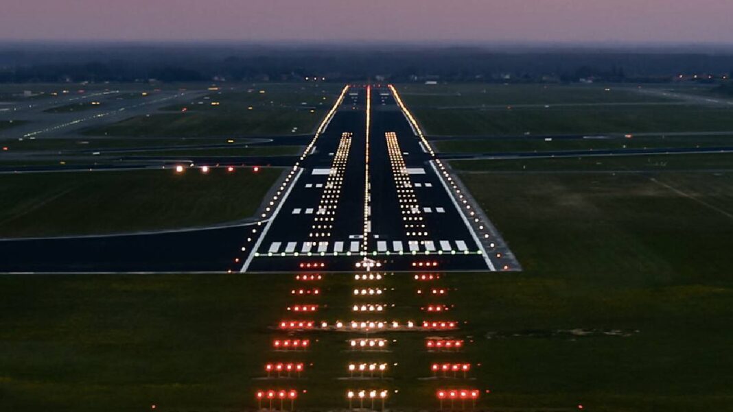 Delhi airport runway upgrade reshapes flight planning