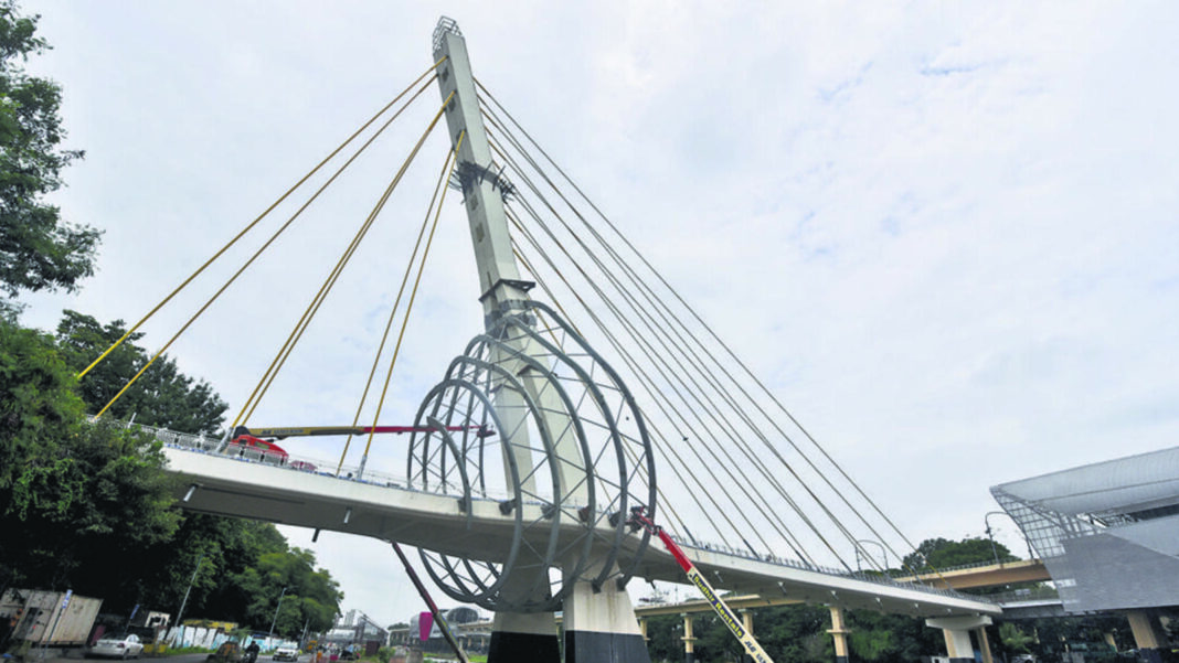 Pune Footbridge Links Metro And Heritage Core