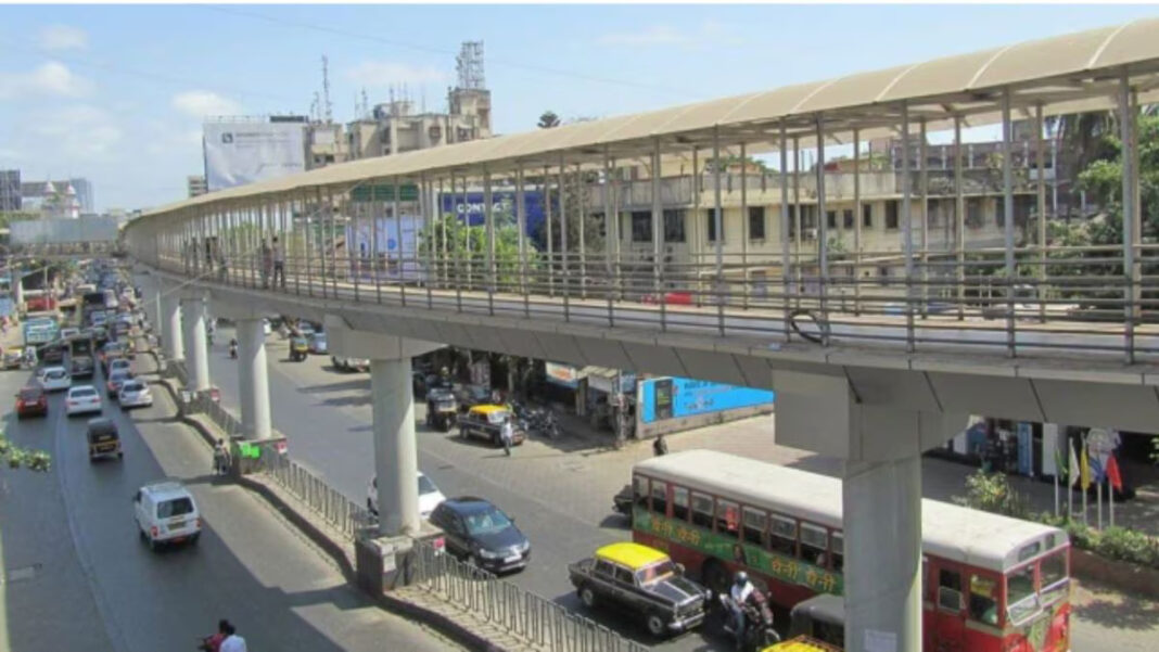 Mumbai Launches 680 Metre Bandra East Skywalk