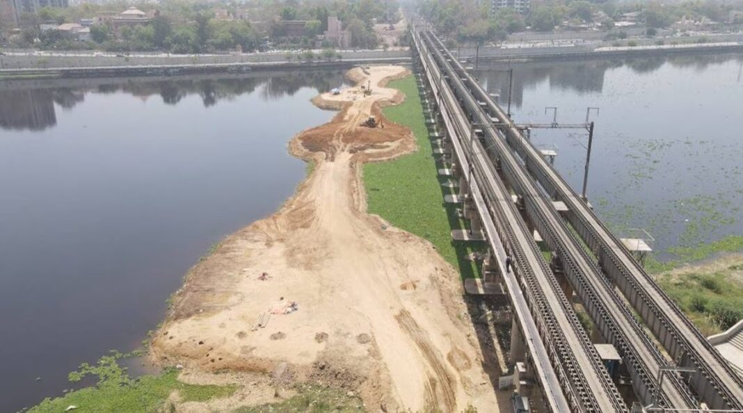 Ahmedabad Steel Bridge Boosts Rail Network