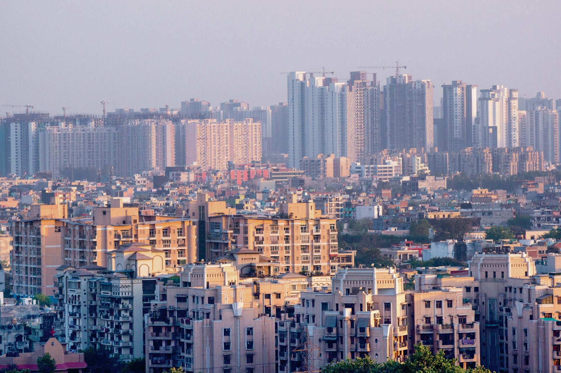 Mumbai Prime Housing Records Rs 120 Crore Deal