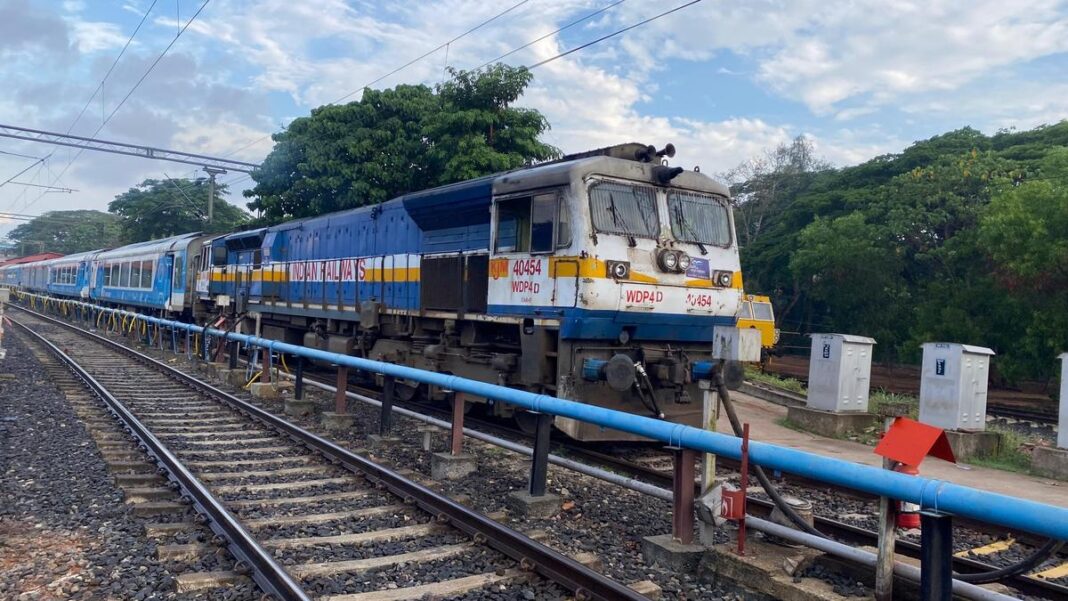 Indian Railways Migrates Passengers To RailOne App