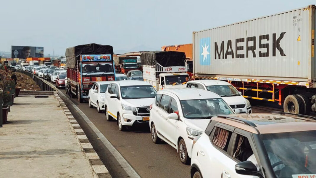 MSRDC Reviews Hazardous Transport On Expressway