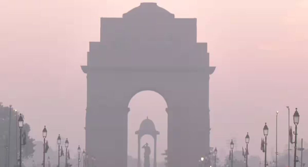 Delhi NCR Air Quality Declines With Rising Temperatures