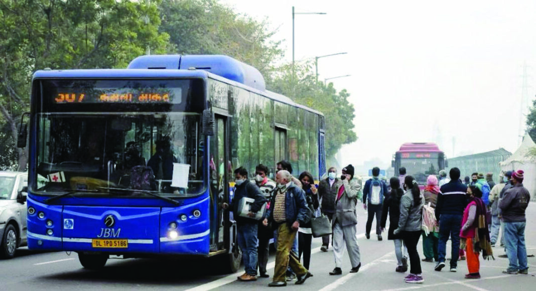 Delhi Bus Ridership Decline Raises Urban Mobility Concerns
