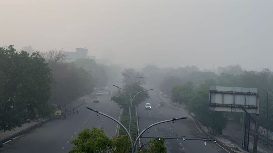 Delhi Weather Patterns Shift Amid Rain And Fog