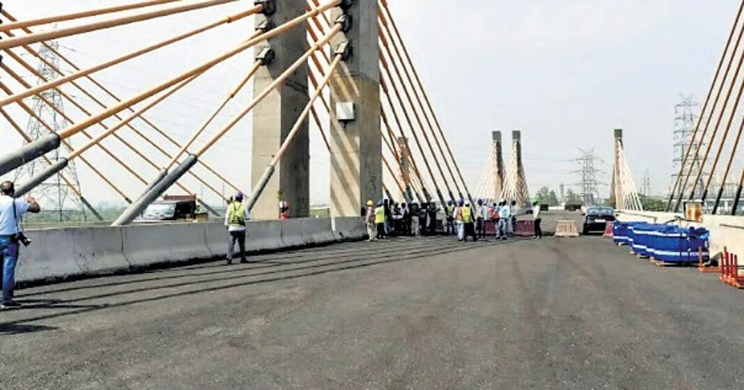 Delhi Barapullah Bridge Restoration Highlights Urban Pressures