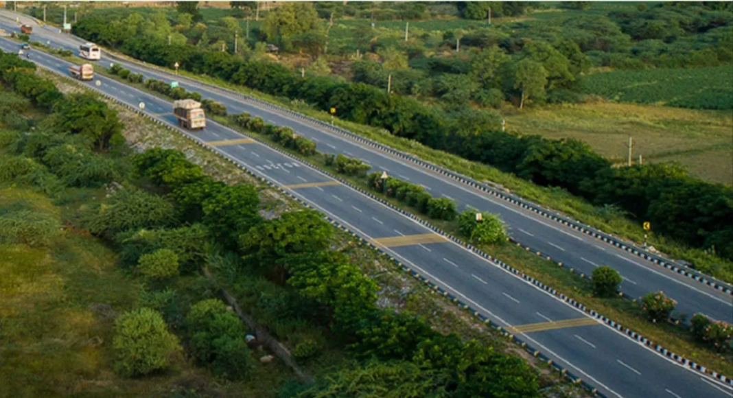 Noida Elevated Road Extension To Ease Delhi Commute