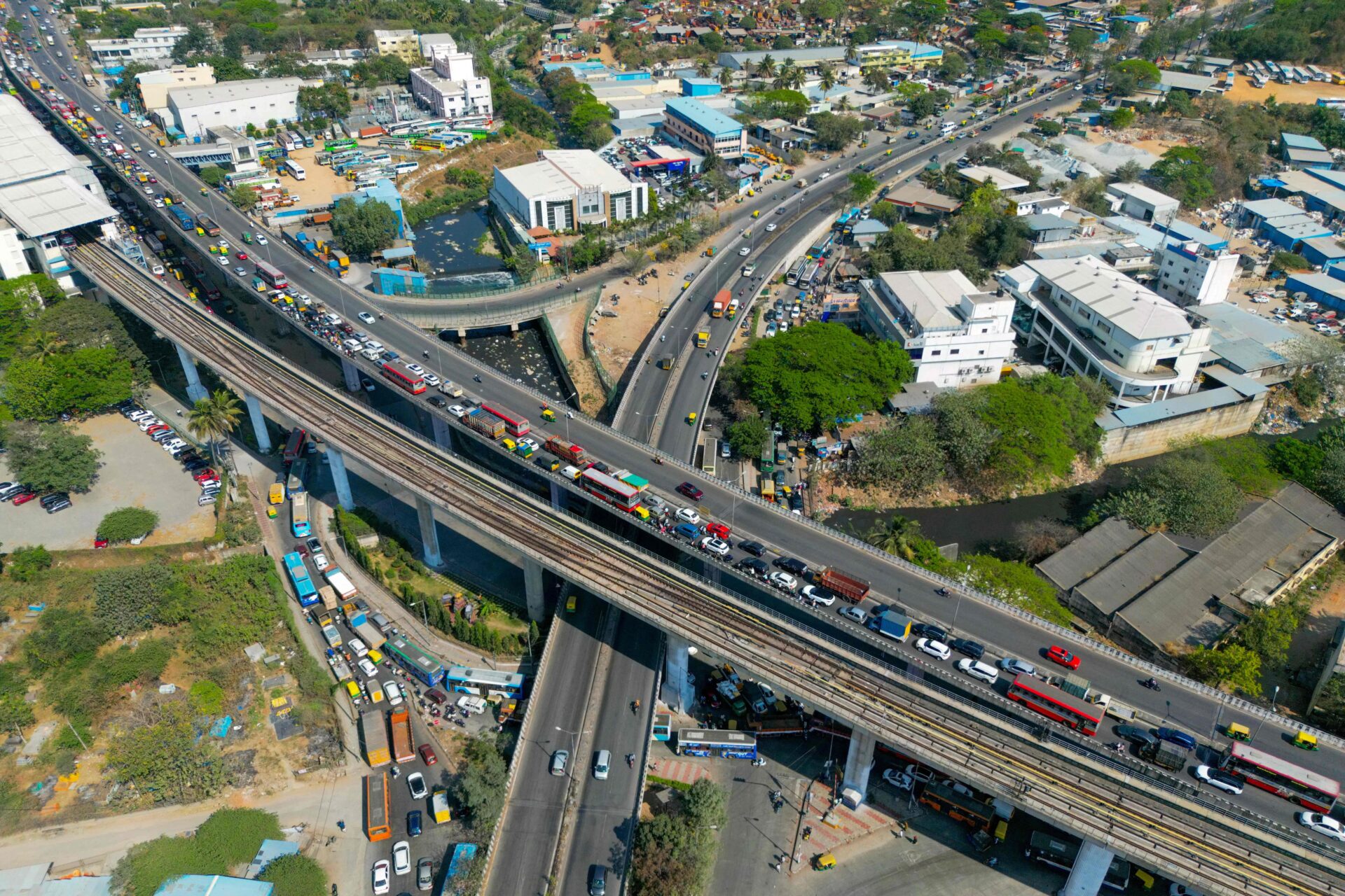 Bengaluru Infrastructure Expansion Slowed By Land Issues