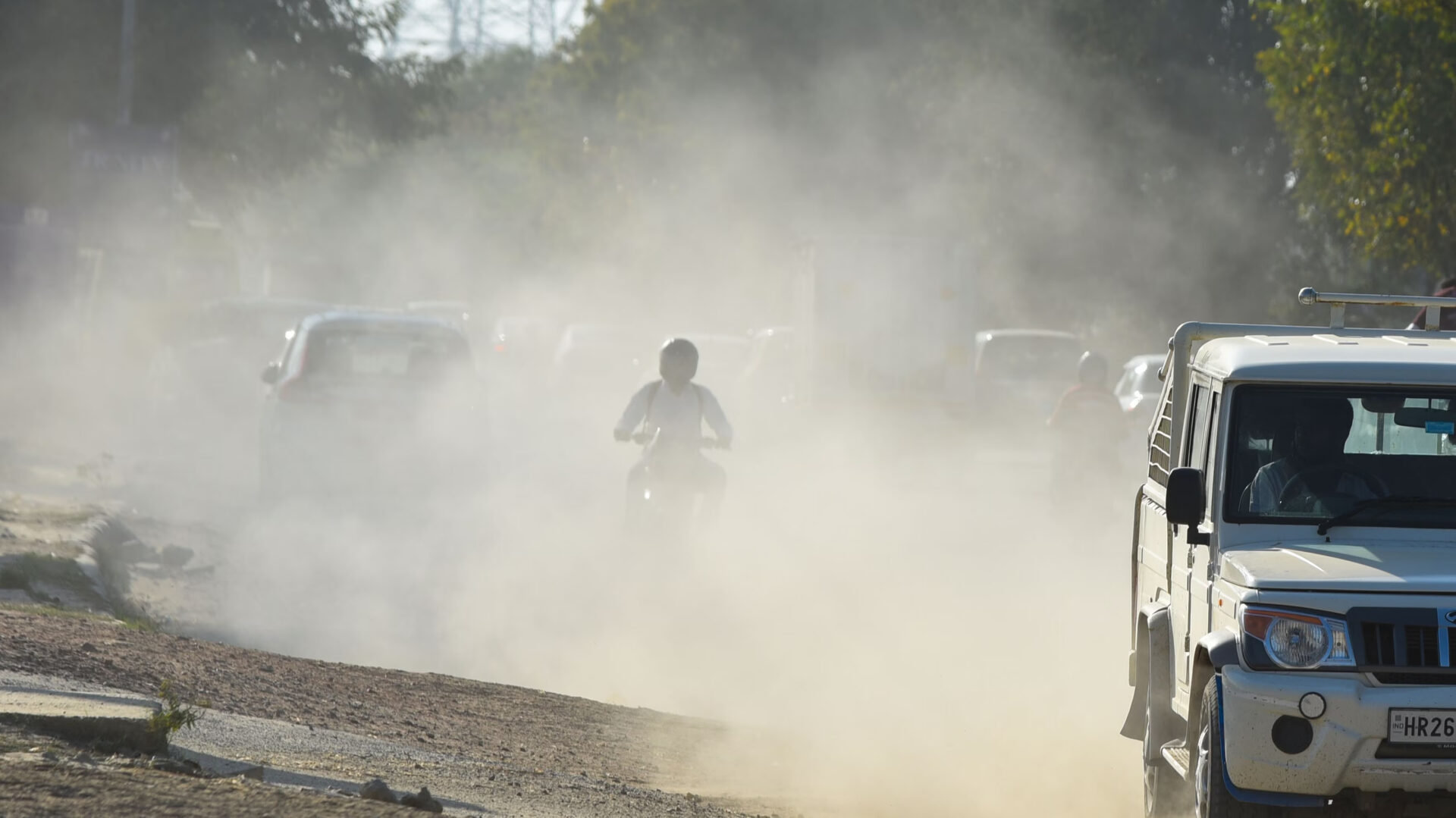 Gurugram Road Redesign Plan Targets Dust Pollution