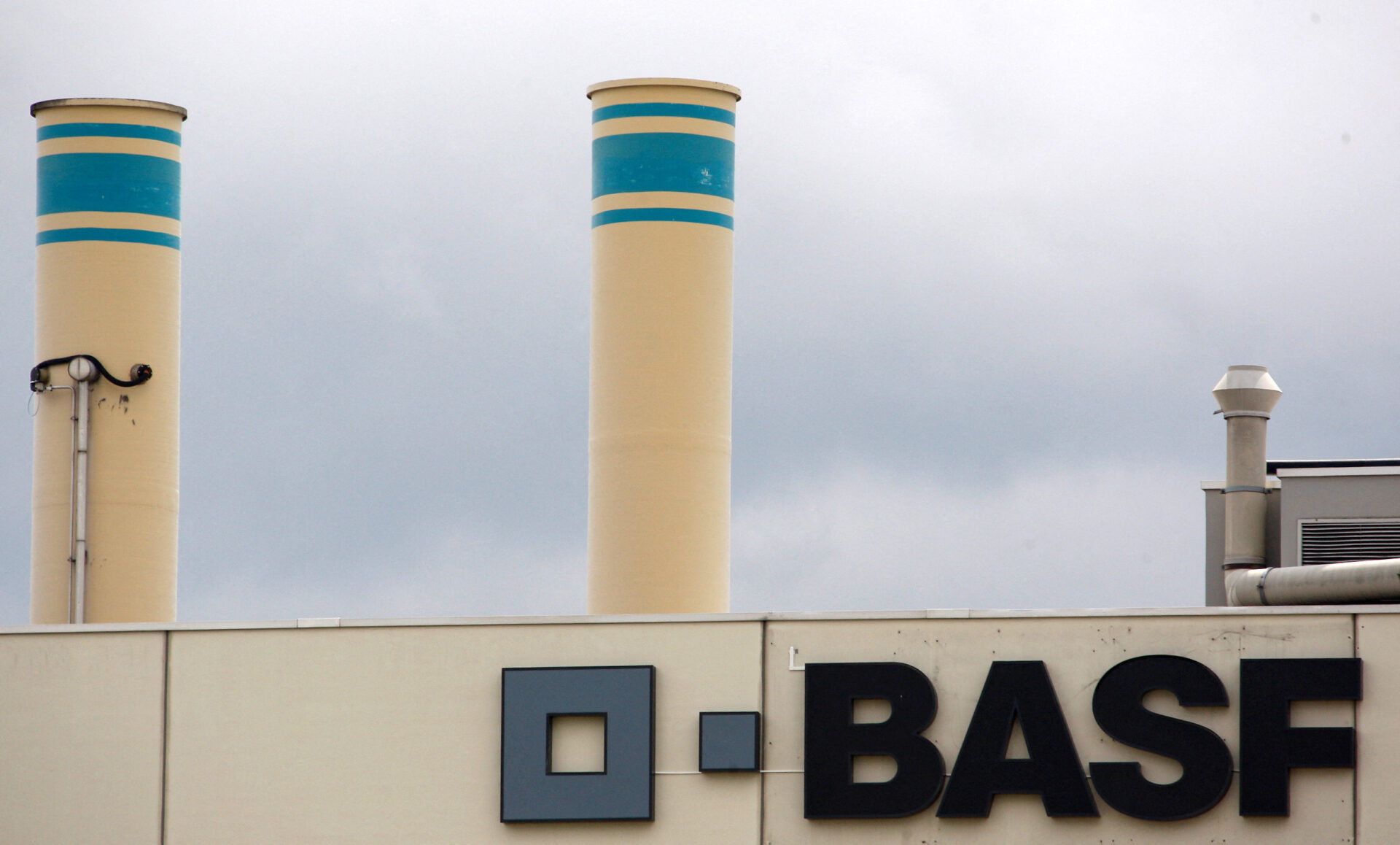 BASF Tightens Spending Amid Chemical Industry Pressures