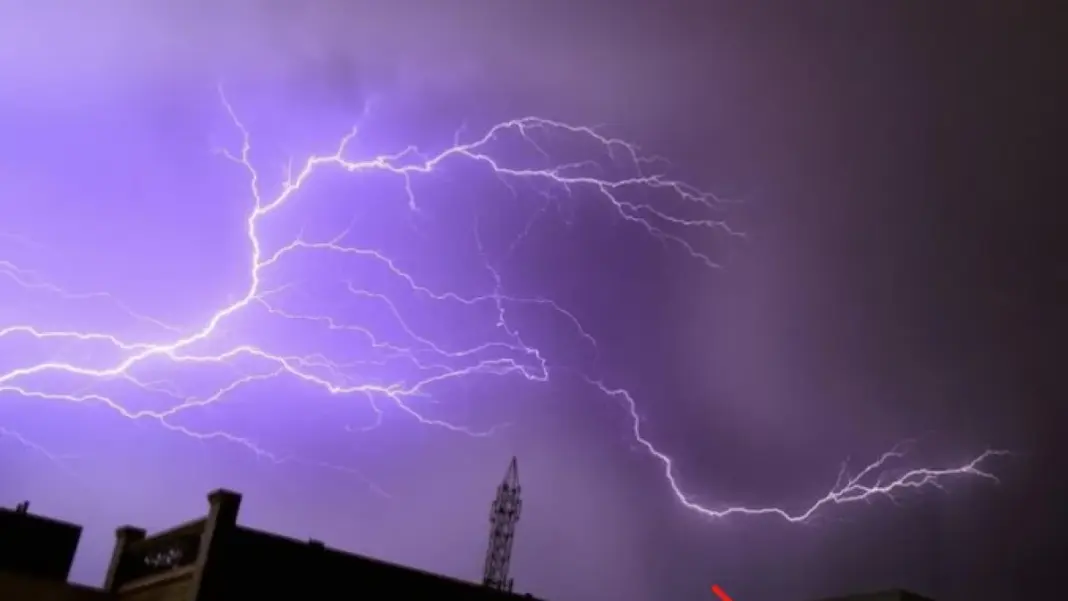 North Bengal Districts Prepare For Lightning Threat