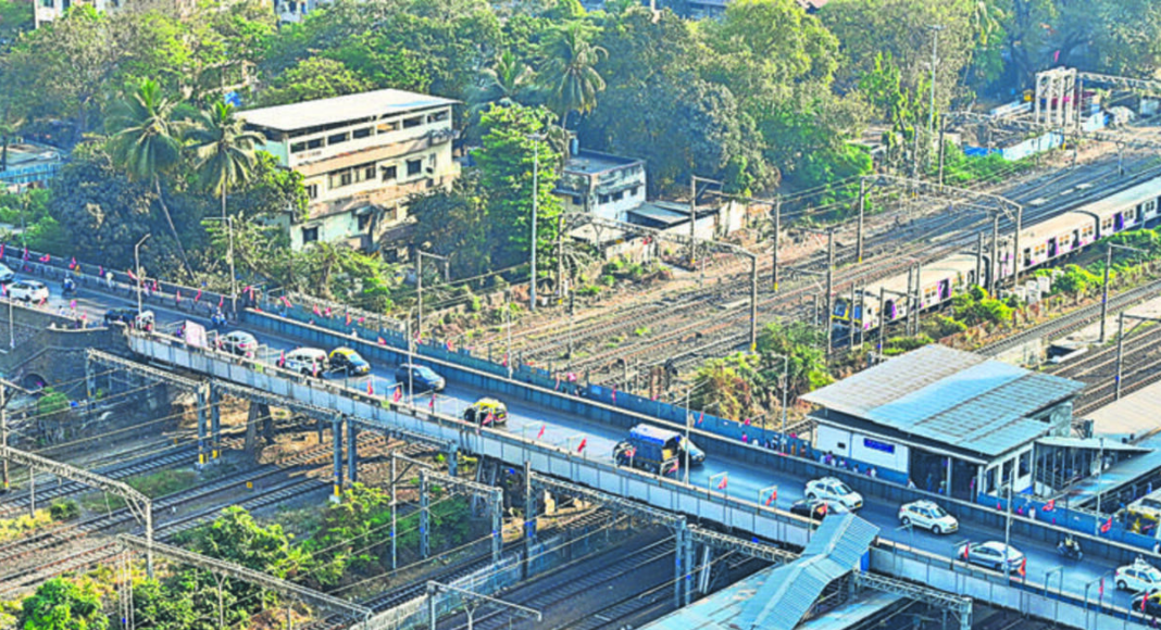 Elphinstone Bridge Work Disrupts Mumbai Local Train Services