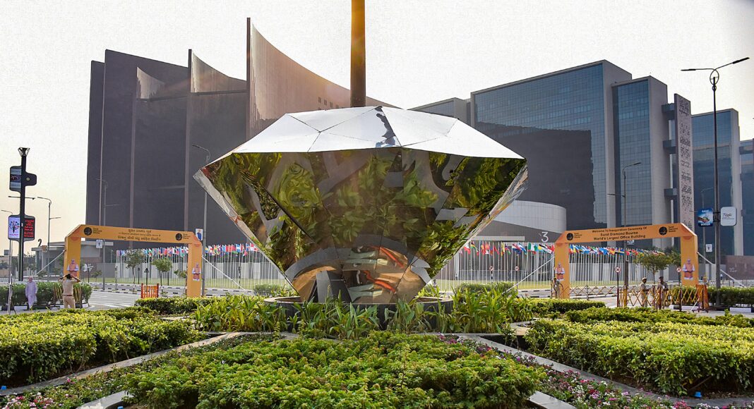 Surat Diamond Trade Shift To Central Hub Gains Momentum