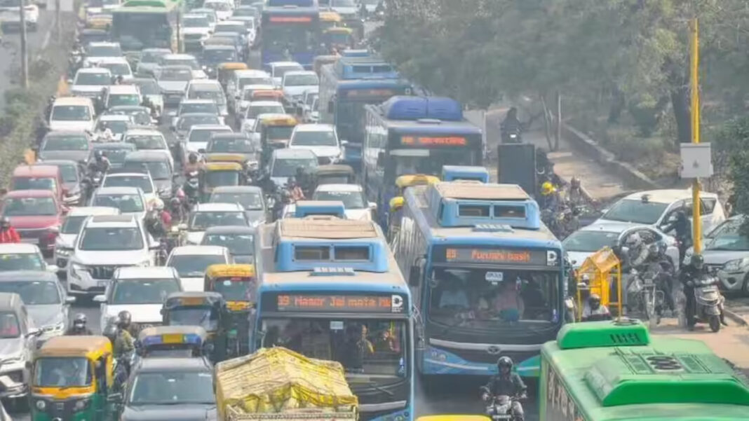 Delhi Vehicle Growth Strains Urban Mobility Systems