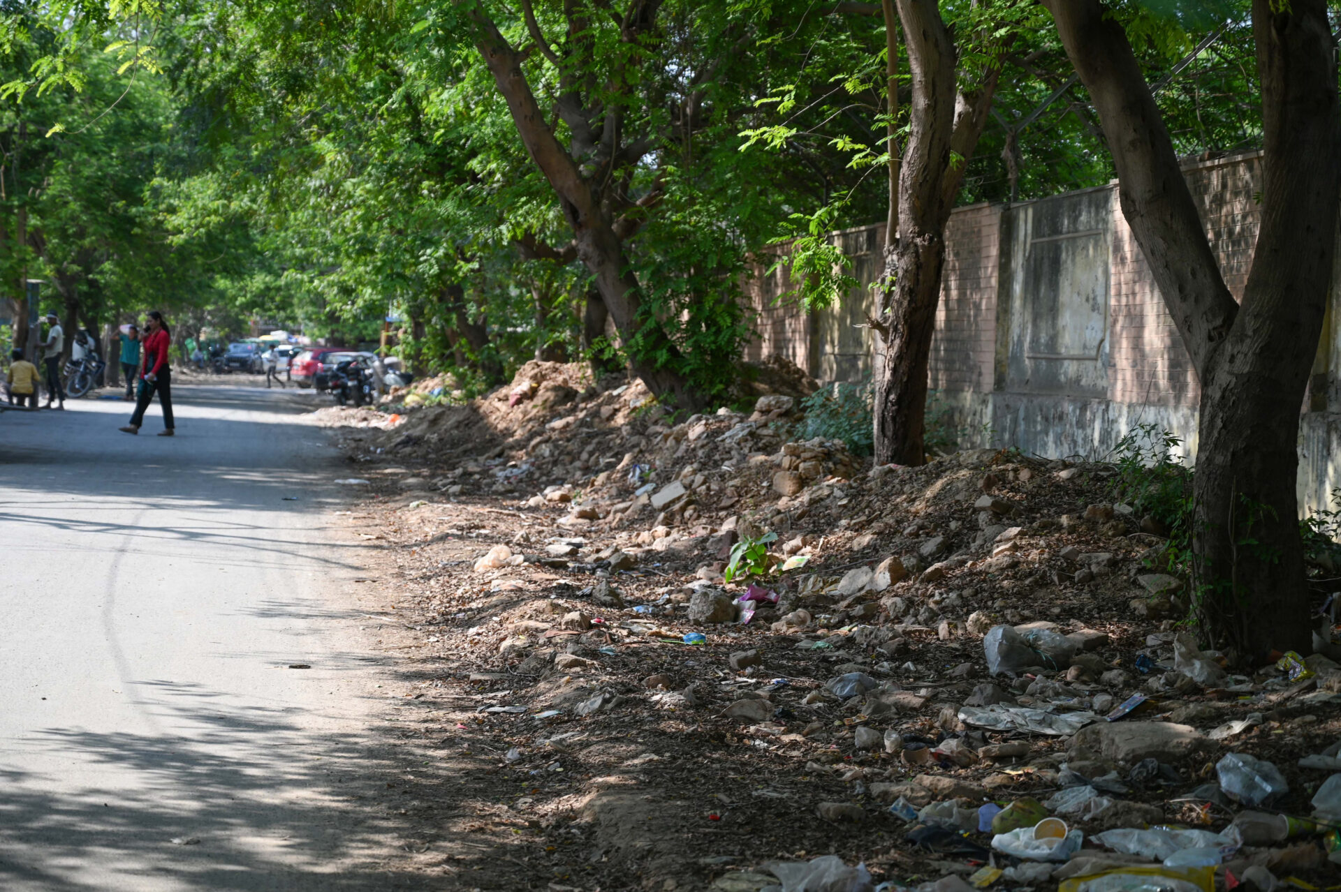 Gurugram Road Sweeping Tender Delay Raises Civic Concerns