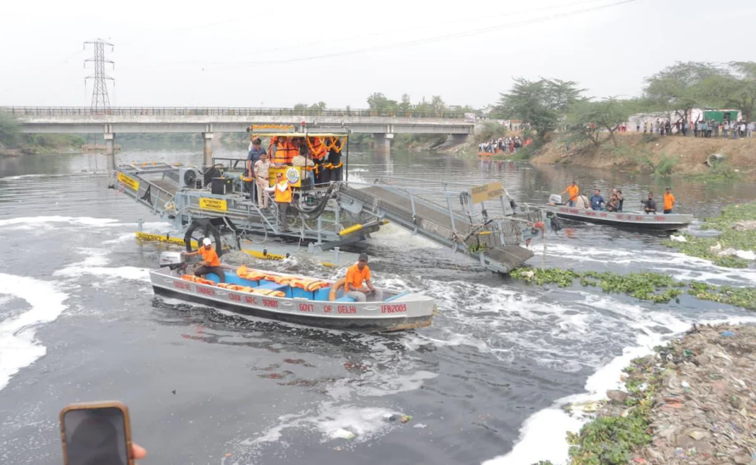 Delhi Deploys Weed Harvester Machines For Yamuna Cleanup