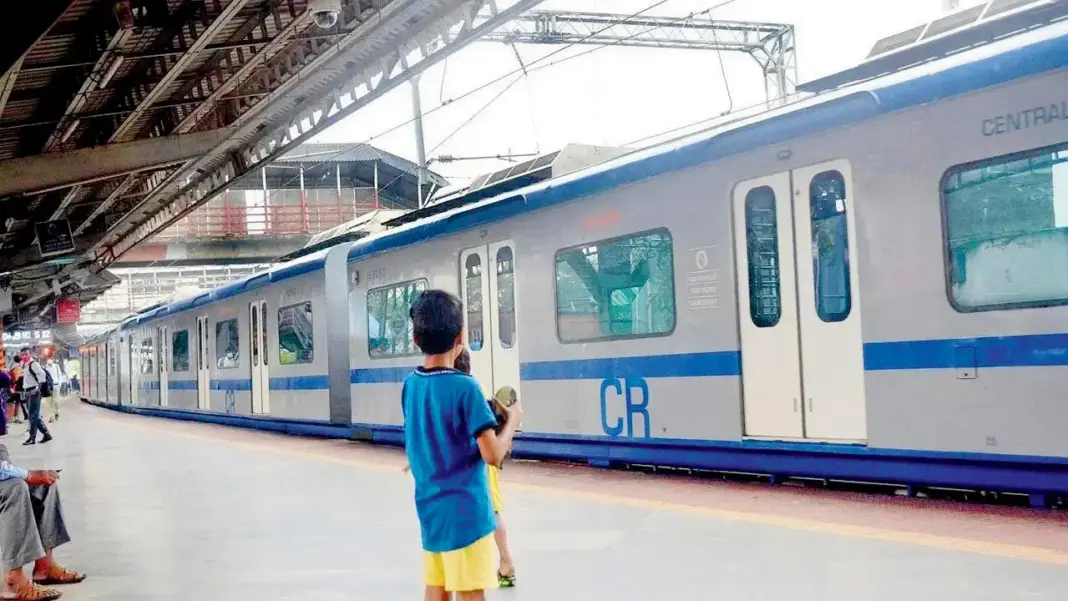 Mumbai Travel Alert AC Local Services Turn Non AC On Harbour Line