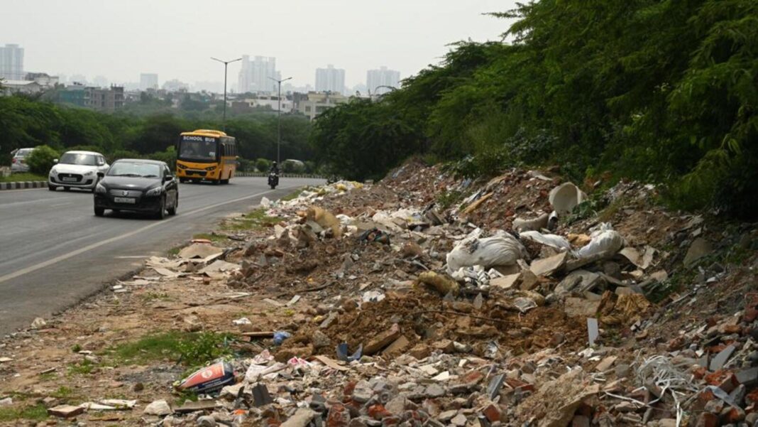 Gurugram Bus Stand Waste Dump Raises Civic Concerns