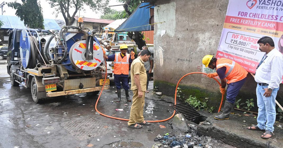 Mumbai Civic Push Targets Drain Cleaning Deadline
