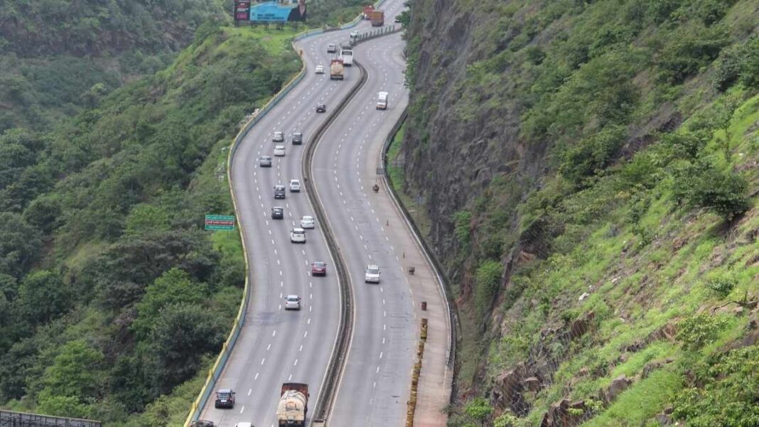 Mumbai Pune Expressway Missing Link Nears Opening