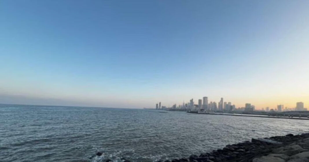 Mumbai Sees Clear Skies With Uneven Air Quality