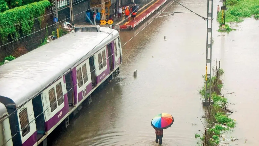 Mumbai Rail Monsoon Preparedness Targets Flood Zones
