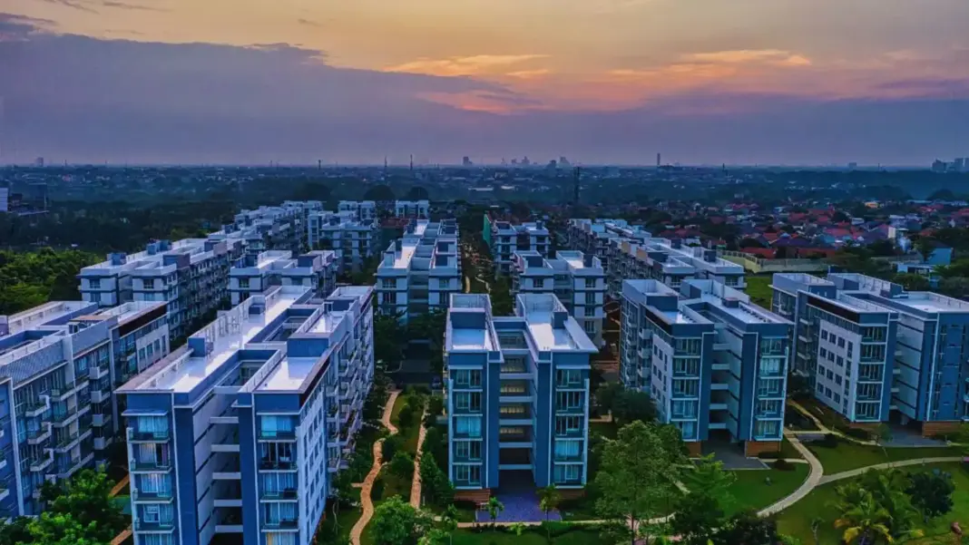 Mumbai Dadar Land Deal Lifts Suraj Estate Outlook
