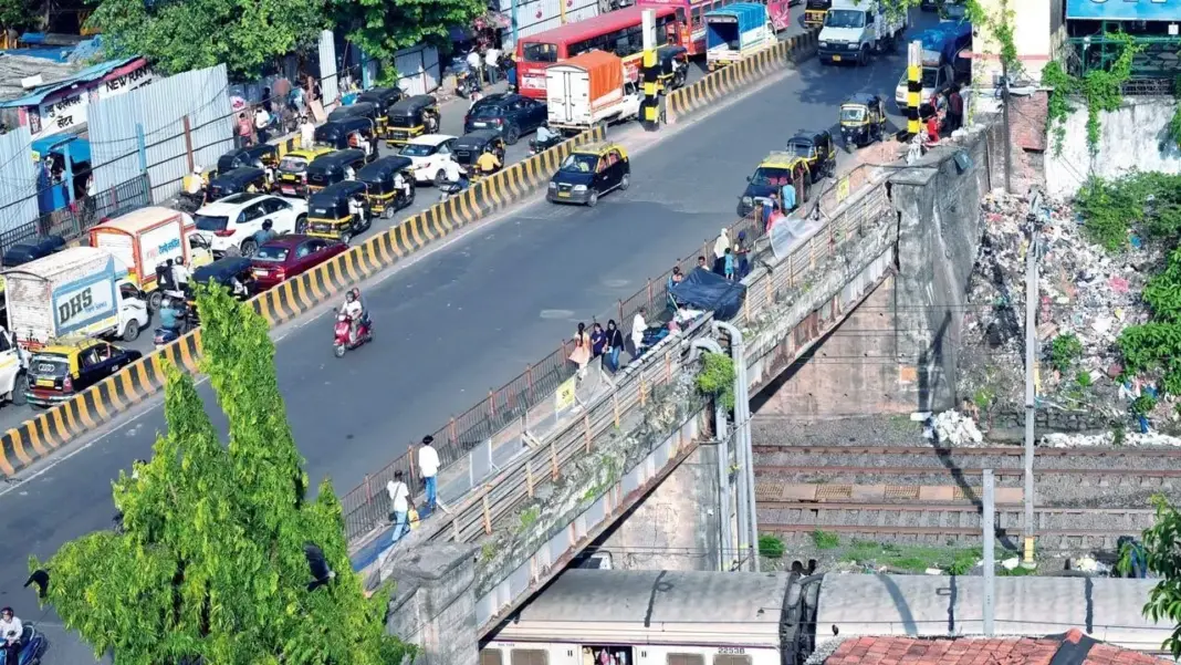 Mumbai Sion Flyover Completion Deadline Set for July 2026