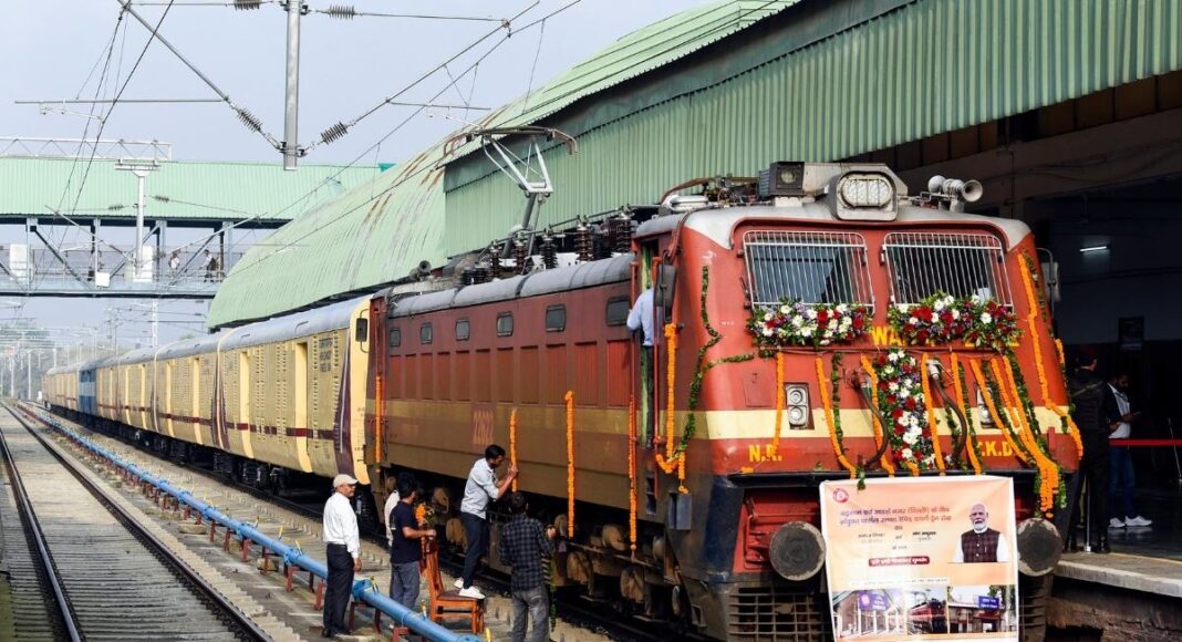 New Delhi Railway Station Begins Smart Infrastructure Upgrade