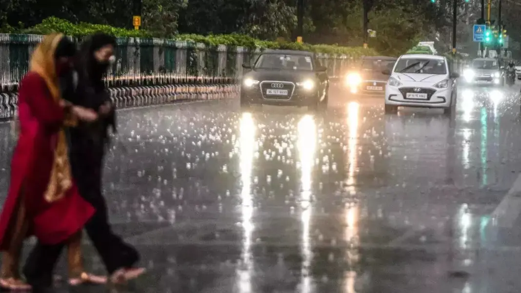 Delhi NCR Weather Shift Brings Urban Relief