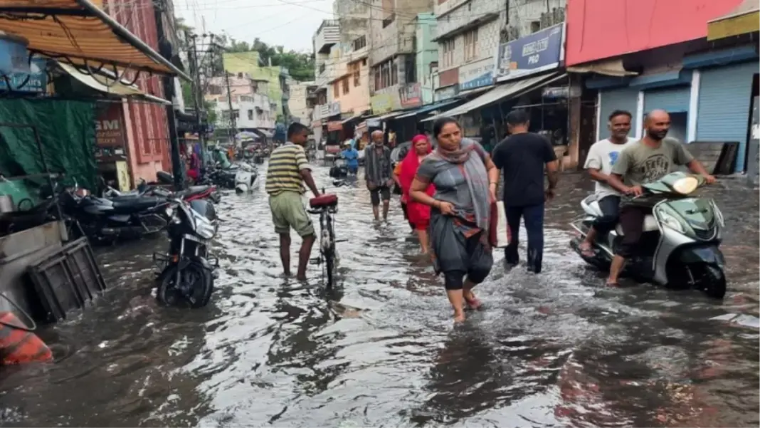 Meerut Humidity Surge Raises Urban Health Concerns