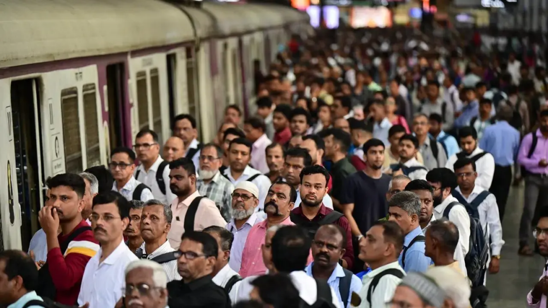 Mumbai Suburban Rail Capacity Boost Targets Crowding