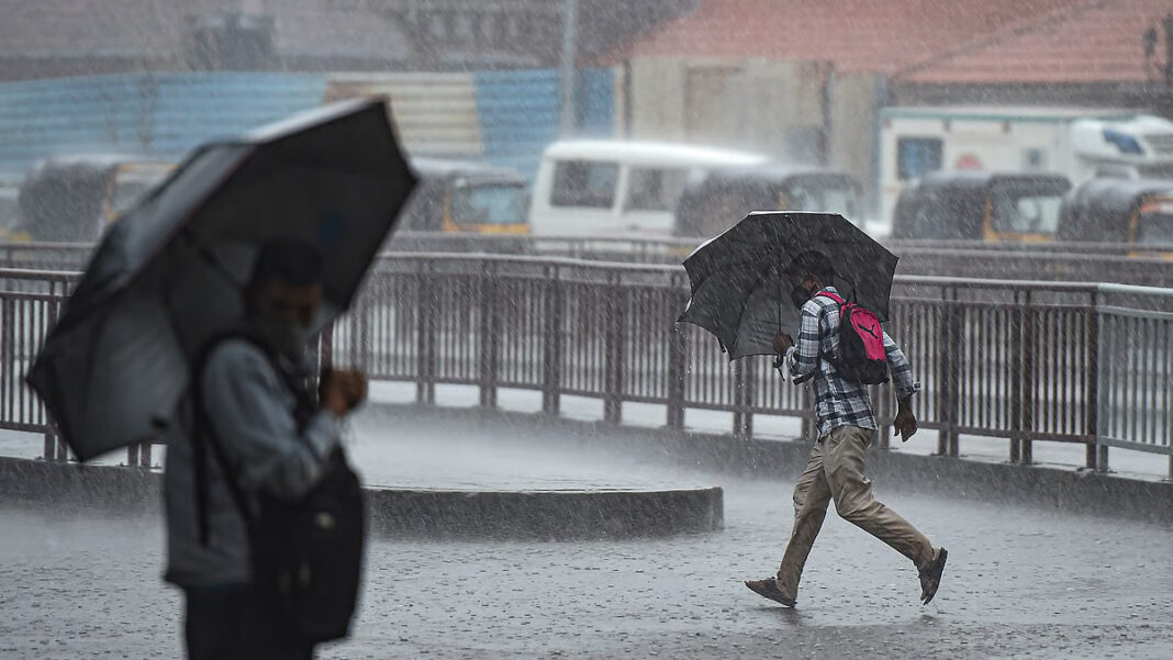 Mumbai Monsoon Warning Extends Across MMR Districts