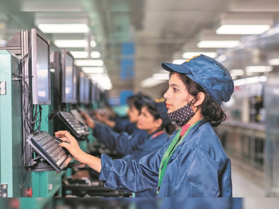 Bengaluru Electronics Sector Sees Rising Women Workforce