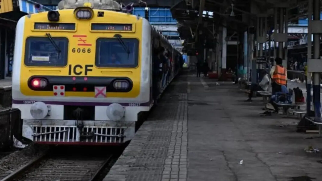 Mumbai Local Train Network Gets Overnight Maintenance